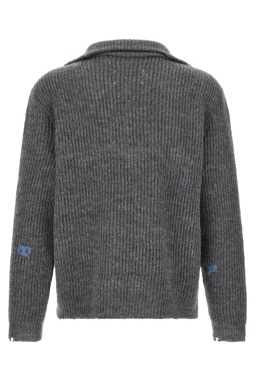 Mending sweater Gray