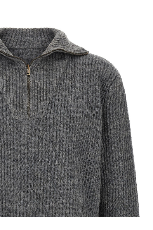 Mending sweater Gray