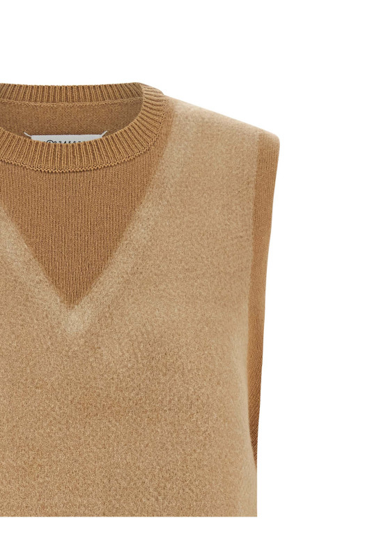 'Memory of' vest Beige