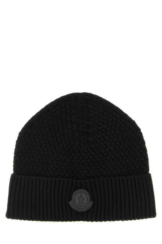 Шапка с узором «корзинка», черная MONCLER L20913B00026M4281999