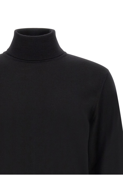 Turtle-neck sweater Black