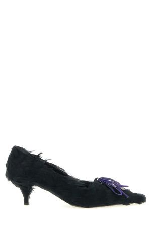 Satin and feather pumps Black