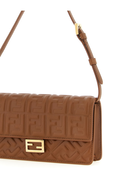 'Baguette' wallet on chain Brown