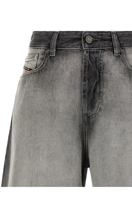 'De-sire' shorts Gray
