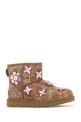 Ботильоны UGG Classic Mini Meadow из замши с вышивкой (1181014)