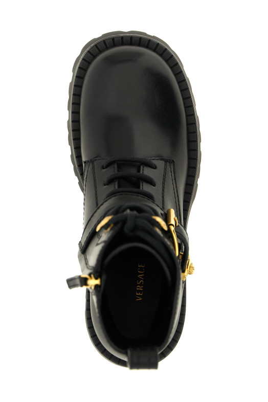 Ankle boots with buckle Black