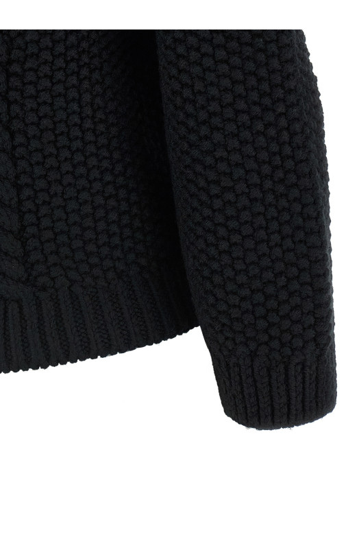 Wool sweater with processing Black