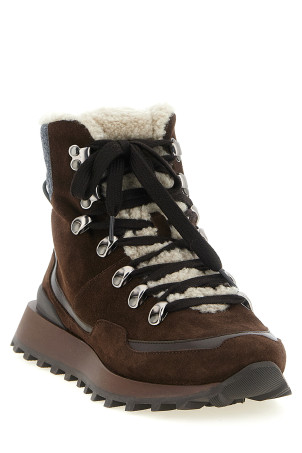 Lace-up ankle boots with hooks Brown