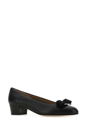 Black leather Vara pumps Black SALVATORE FERRAGAMO (017468574571)