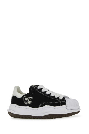 Black canvas sneakers Black MAISON MIHARA YASUHIRO (A08FW735)