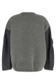 Two-tone sleeve sweater Gray