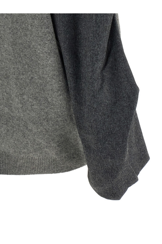 Two-tone sleeve sweater Gray