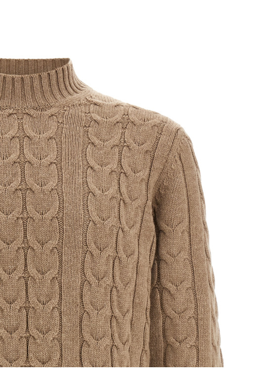 Braided knit knuckler Beige