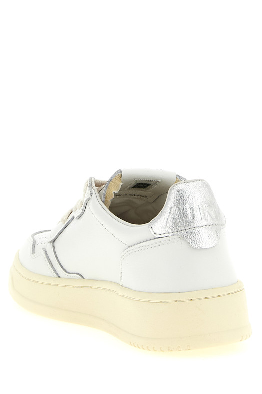 Medalist Low Sneaker Silver