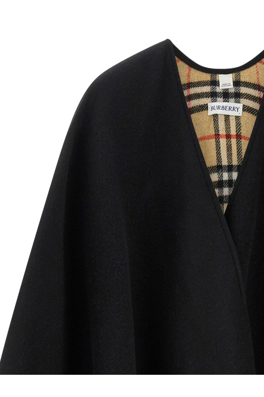 Reversible cape Black