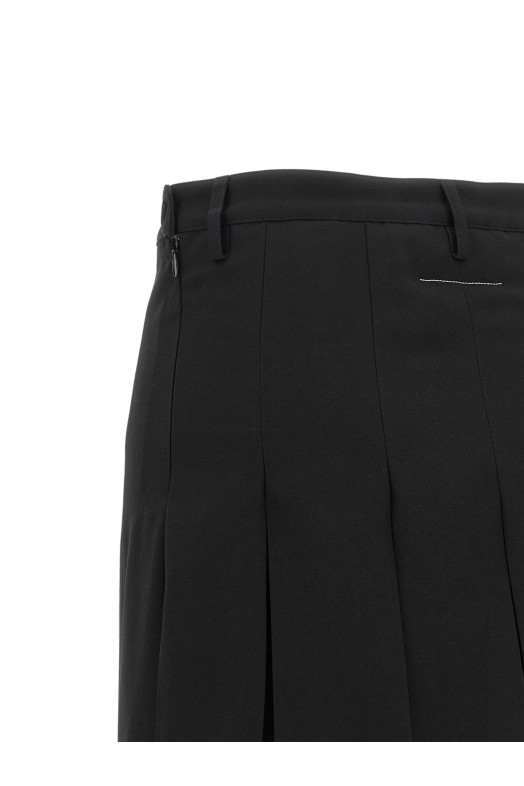 Overlapping pleated skirt Black