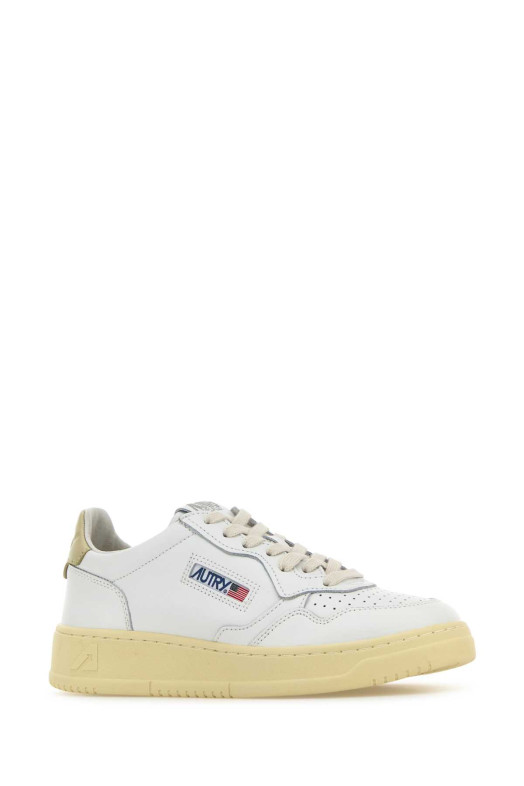 White leather Medalist sneakers AUTRY (AULW)