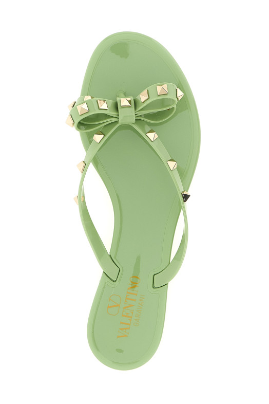 Сандалии Valentino Garavani «PM Thong Rockstud» зелёного цвета W2S0552PVSNPO