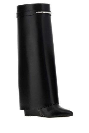 Black leather Shark boots GIVENCHY (BE703XE1J7)