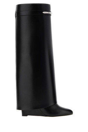 Black leather Shark boots GIVENCHY (BE703XE1J7)