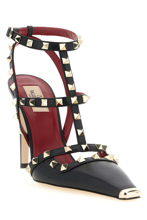 Valentino Garavani 'Rockstud' pumps Black