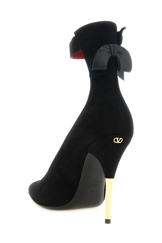 Valentino Garavani 'Fatale' pumps Black