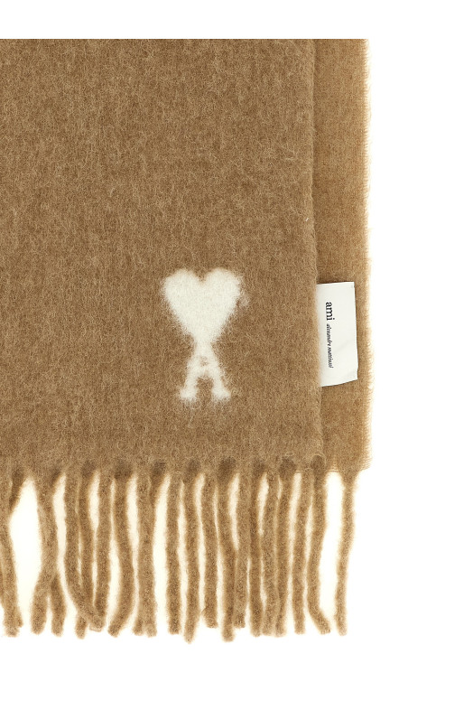'Ami de Coeur' scarf Beige