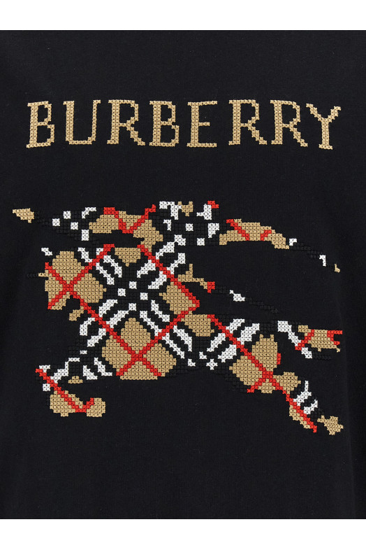 Футболка с вышивкой крестиком, чёрная BURBERRY 8109021BLACK