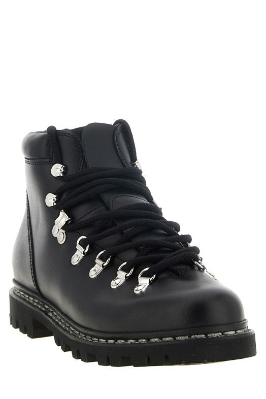 'Avoriaz' ankle boots Black