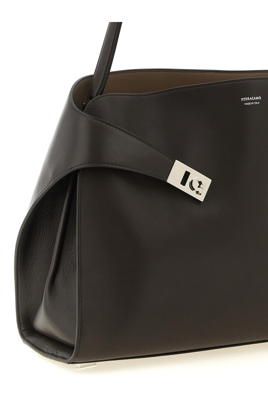'Hug Soft (L)' shoulder bag Brown