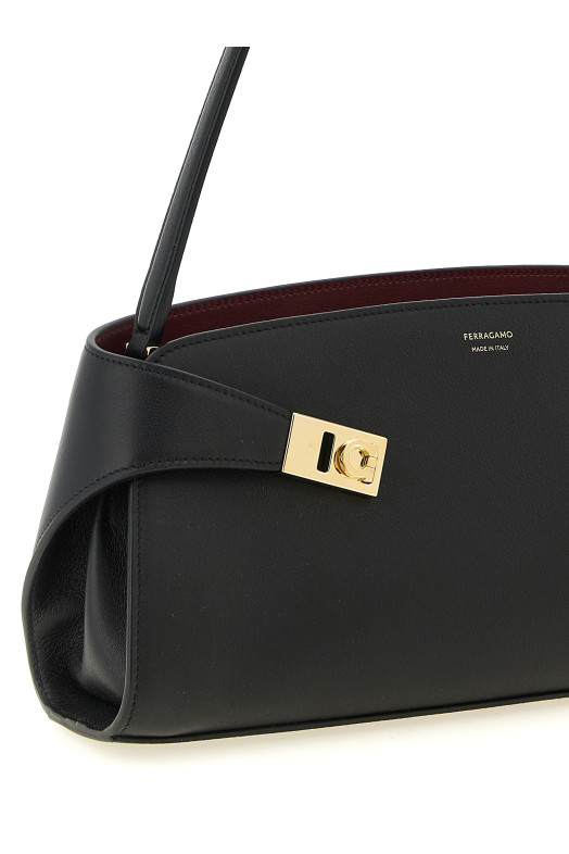 'Hug East-West' shoulder bag Black