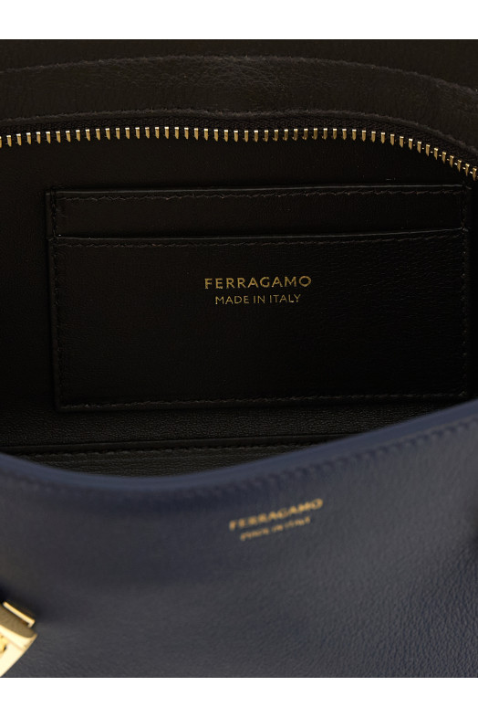 'Hug East-West' shoulder bag Blue
