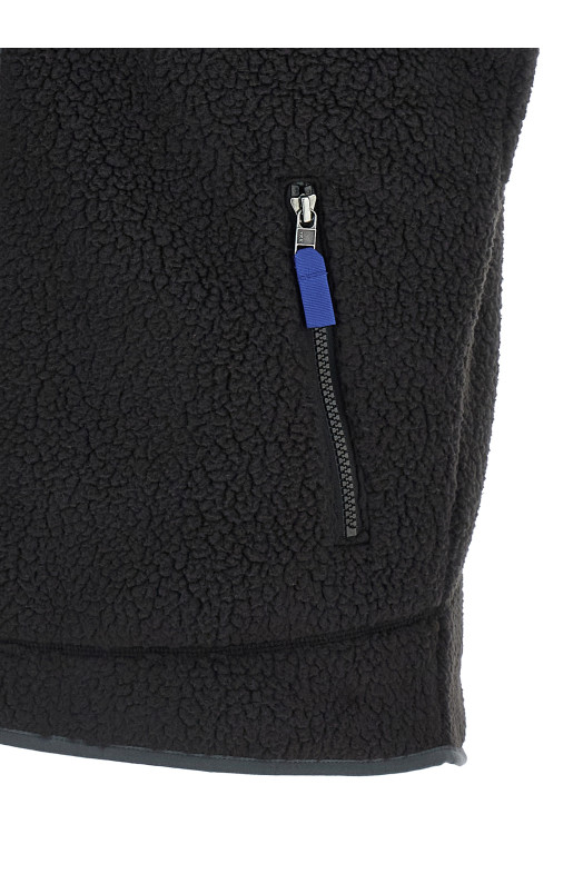 'Men's Retro Pile' vest Black