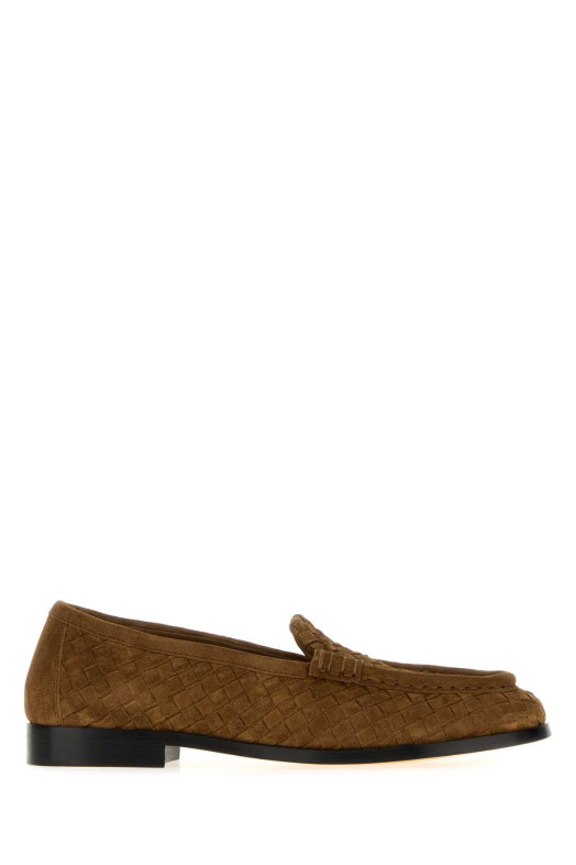 Лоферы «Silenzio» из замши цвета «Biscuit» от BOTTEGA VENETA (867815V6X21)