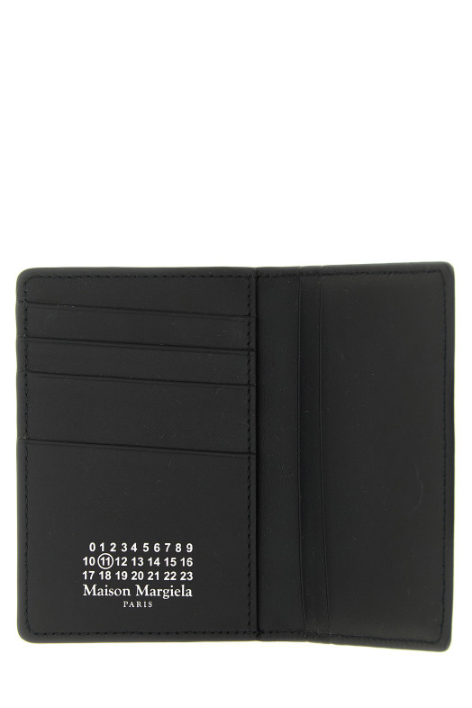 'Four Stitches' card holder Black