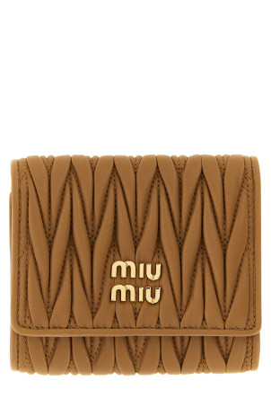 Небольшой кошелек из кожи наппа с мателассе, коричневый MIU MIU 5MH033AFPPF098L