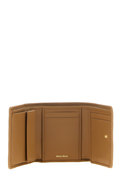 Small matelassé nappa wallet Brown