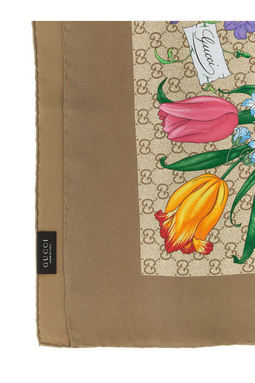 Carré GG and 'Gucci Flora' Beige