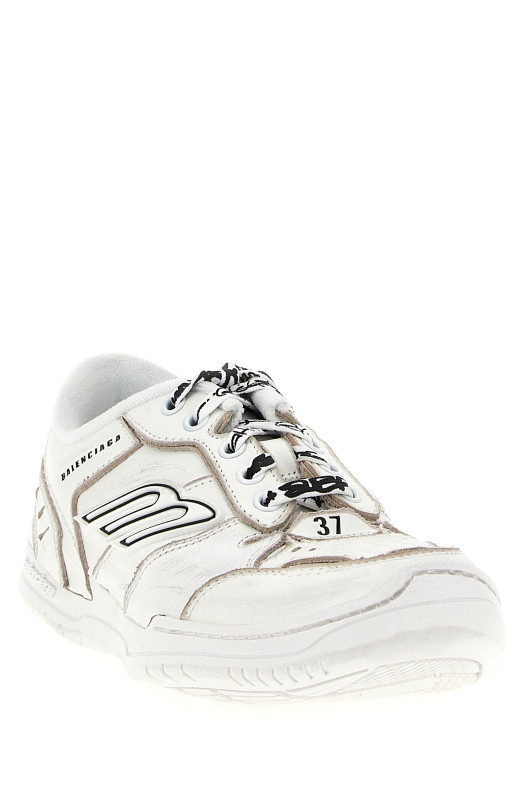 'Hamptons Worn-Out Medio' sneakers White