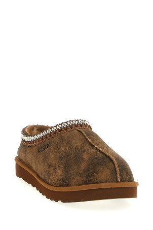'Tasman Baxter' sabots Brown