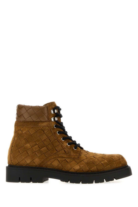 Ботильоны Haddock из верблюжьей замши от BOTTEGA VENETA (837876V3QE0)