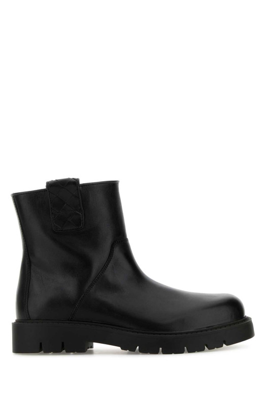 Black leather Haddock ankle boots Black BOTTEGA VENETA (816624V54W0)