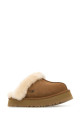 Тапочки UGG из замши цвета «верблюжий» модели «Disquette» (1122550)