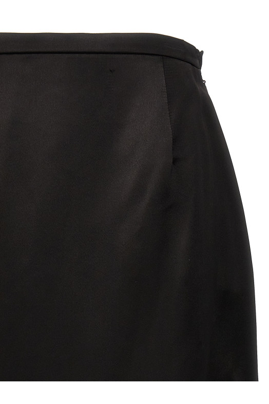 Атласная юбка Черный SAINT LAURENT (777645Y3I931000) Атласная юбка Черный SAINT LAURENT (777645Y3I931000)