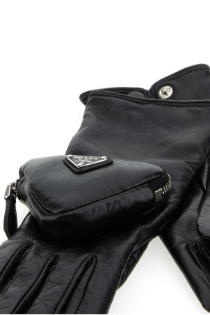 Black leather gloves Black PRADA (1GG1412DWZ) Black leather gloves Black PRADA (1GG1412DWZ)