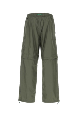 Армійські зелені штани Moncler Grenoble Day-namic cargo (2A0000454A3E) Армійські зелені штани Moncler Grenoble Day-namic cargo (2A0000454A3E)