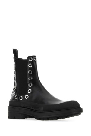 Чорні шкіряні ботильйони Boxcar Чорні ALEXANDER MCQUEEN (730094WHSWV) Чорні шкіряні ботильйони Boxcar Чорні ALEXANDER MCQUEEN (730094WHSWV)