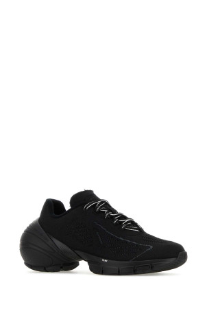 Черные кроссовки TK-MX из ткани GIVENCHY (BH0093H0VS) Черные кроссовки TK-MX из ткани GIVENCHY (BH0093H0VS)