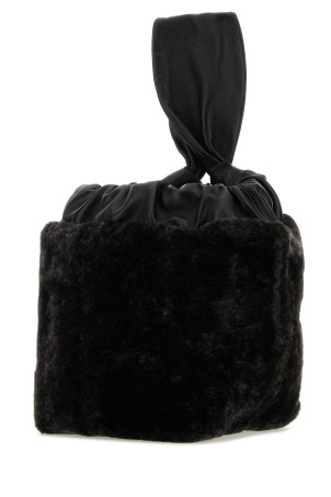 Черная сумка-клатч из овчины JIL SANDER (J07WD0070P5833) Черная сумка-клатч из овчины JIL SANDER (J07WD0070P5833)