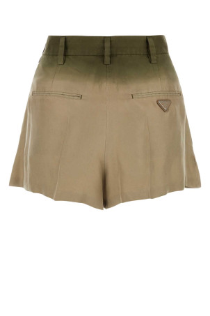 Sage green silk shorts PRADA (P200ISOOO14TF) Sage green silk shorts PRADA (P200ISOOO14TF)